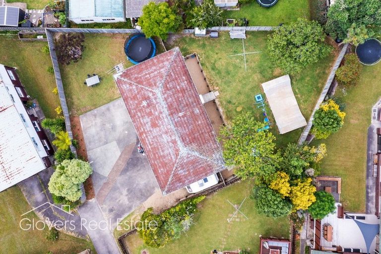 Photo of property in 10 Seabar Place, Glen Eden, Auckland, 0602