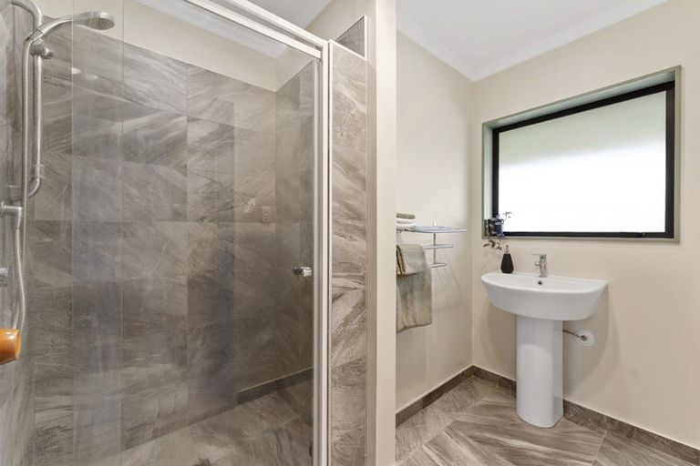 Photo of property in 179a Mangorei Road, Merrilands, New Plymouth, 4312