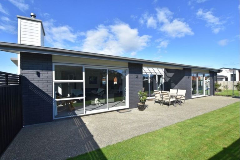 Photo of property in 50 Northside Drive, Waikiwi, Invercargill, 9810