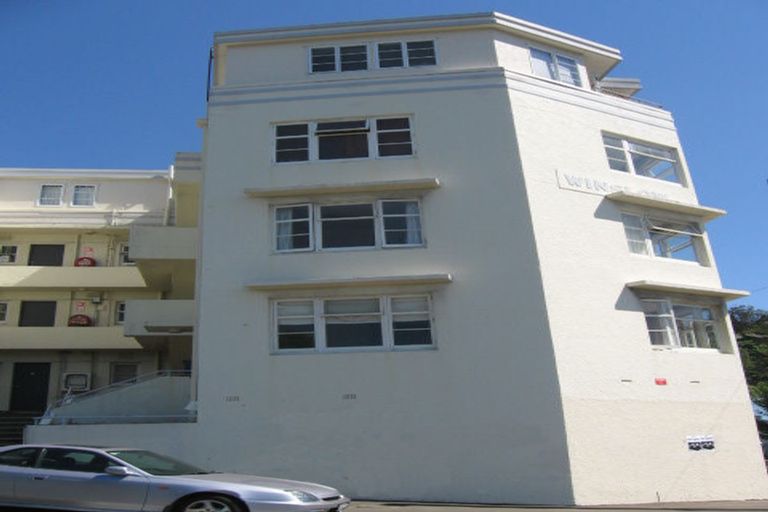 Photo of property in Winslow Apartments, 7/2 Ohiro Road, Aro Valley, Wellington, 6021