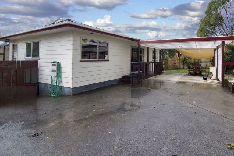 Photo of property in 116 Borich Road, Sunnyvale, Auckland, 0612