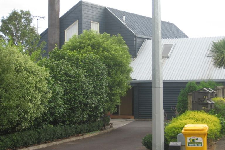 Photo of property in 32 Mcbreen Avenue, Northcote, Auckland, 0627