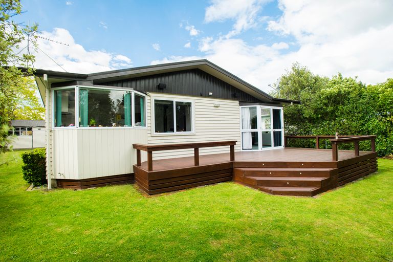 Photo of property in 9 Mason Street, Riverdale, Gisborne, 4010