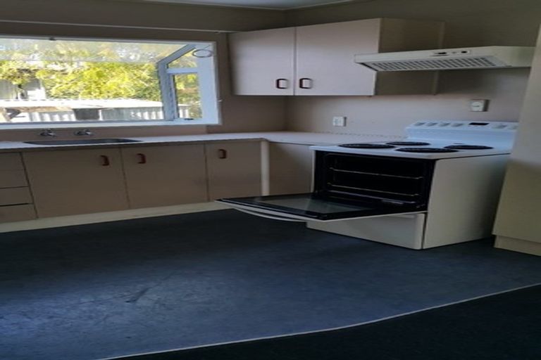 Photo of property in 1/5 Myna Place, Weymouth, Auckland, 2103