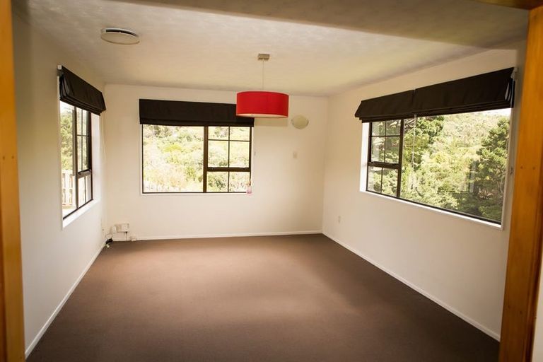 Photo of property in 19 Wingfield Place, Churton Park, Wellington, 6037