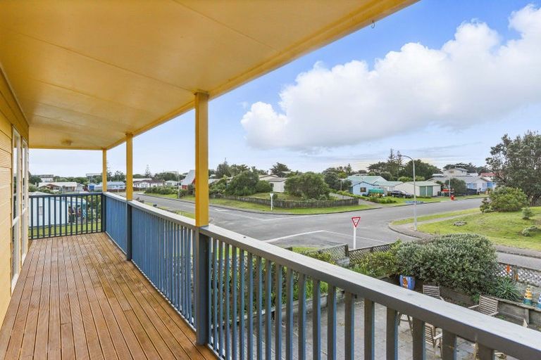 Photo of property in 9 Takitimu Street, Waitarere Beach, Levin, 5510