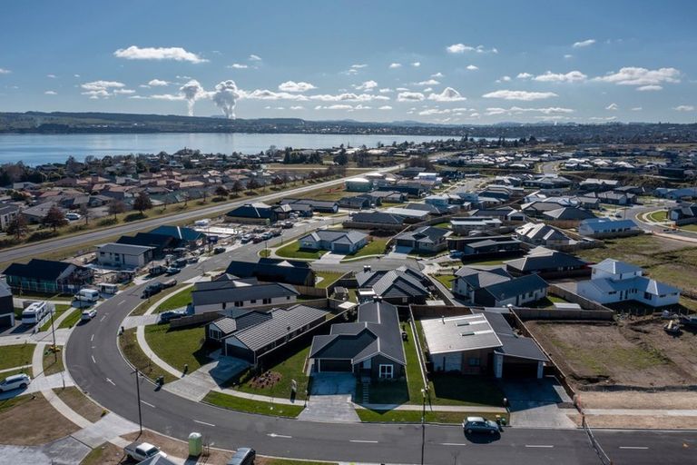 Photo of property in 65 Harakeke Drive, Wharewaka, Taupo, 3330