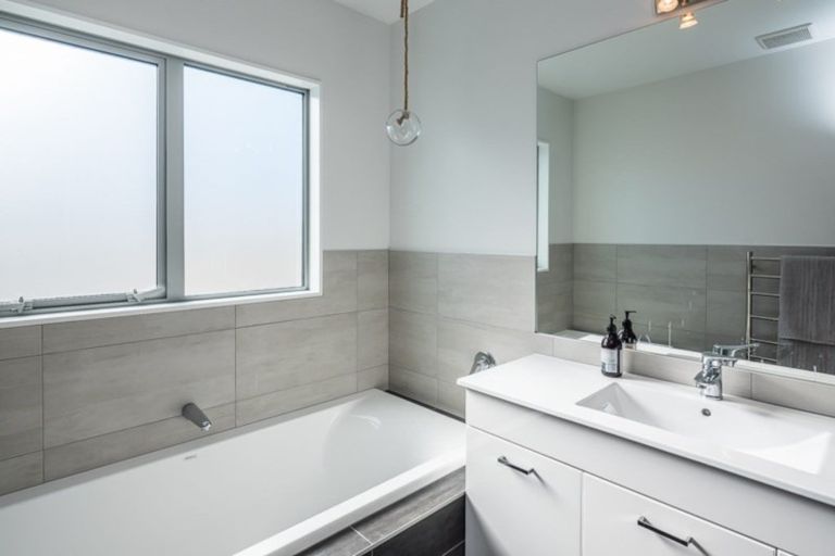 Photo of property in 4 Hana Udy Place, Paraparaumu Beach, Paraparaumu, 5032