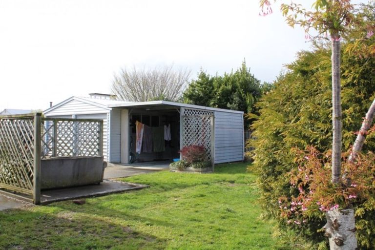 Photo of property in 5 Moore Road, Winton, 9720