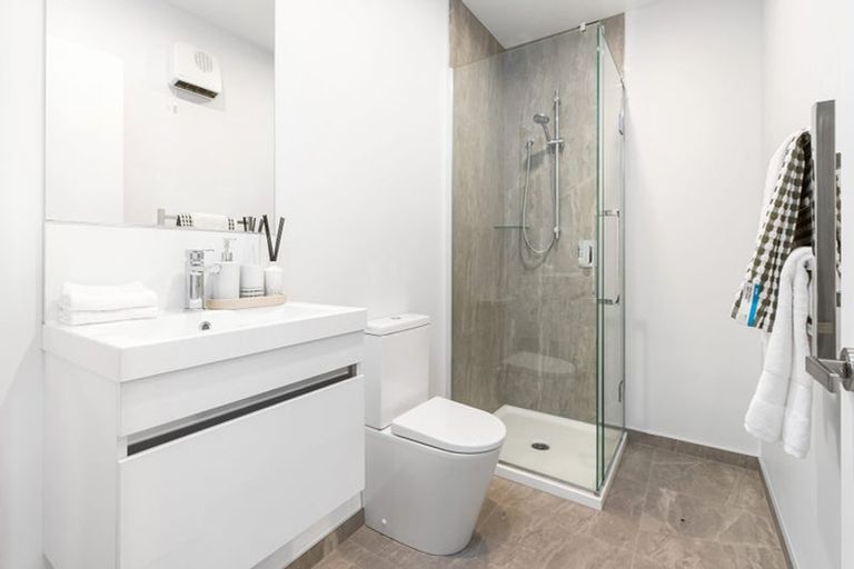 Photo of property in 15a Malaga Crescent, Harewood, Christchurch, 8051