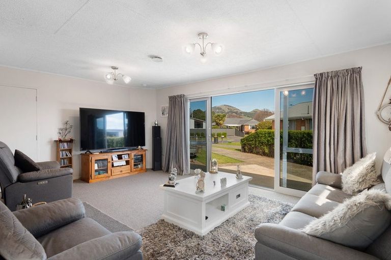 Photo of property in 38 Doon Street, Mosgiel, 9024