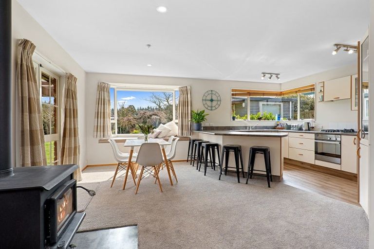 Photo of property in 13 Oldham Place, Darfield, 7510