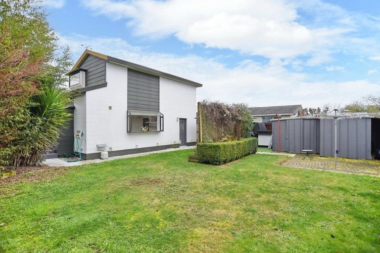 Photo of property in 61 Seddon Street, Rangiora, 7400