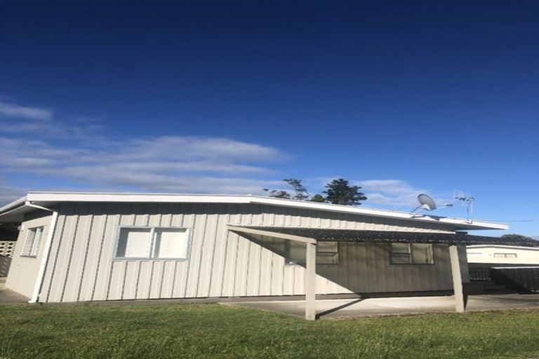 Photo of property in 2/12 Parata Street, Two Mile Bay, Taupo, 3330