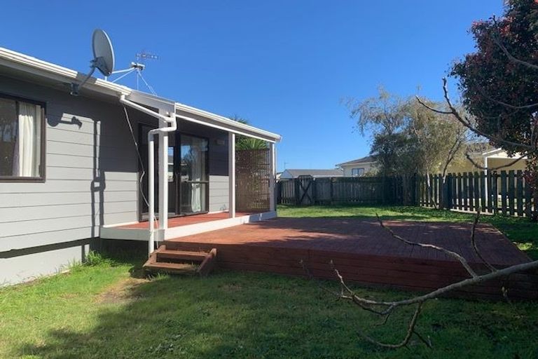 Photo of property in 16a Pukeko Street, Paraparaumu, 5032