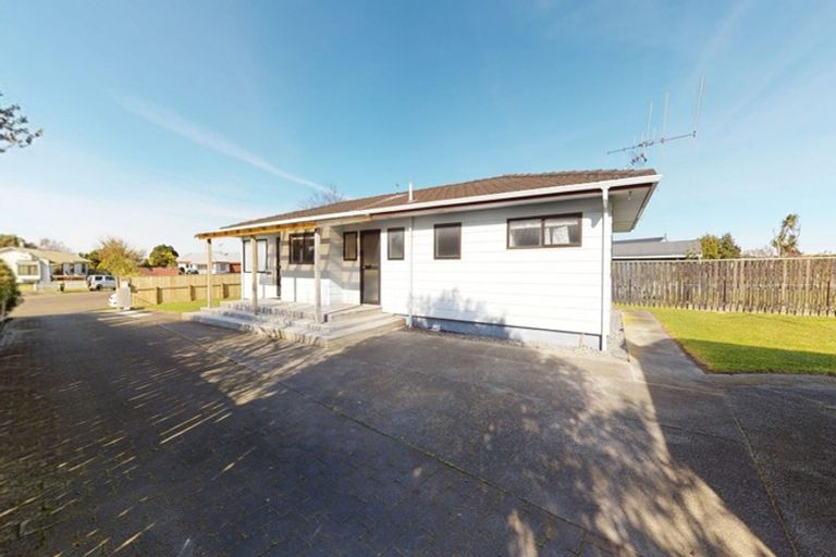 Photo of property in 14 Sheffield Place, Springvale, Whanganui, 4501