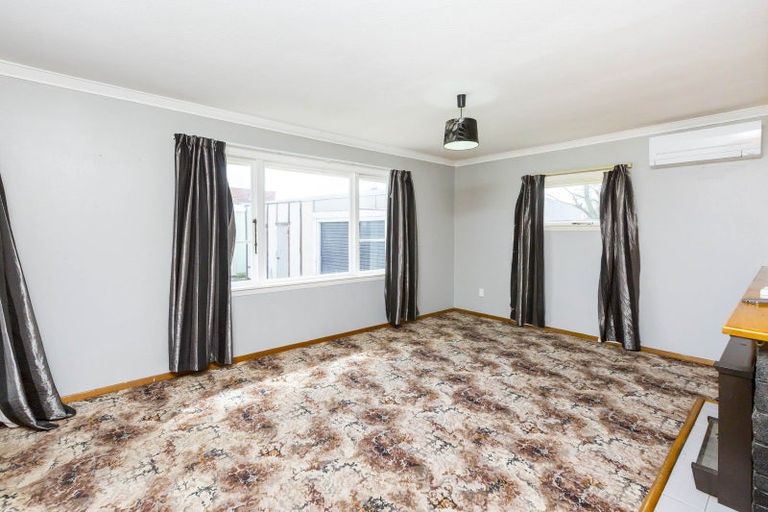 Photo of property in 15 Totara Street, Trentham, Upper Hutt, 5018