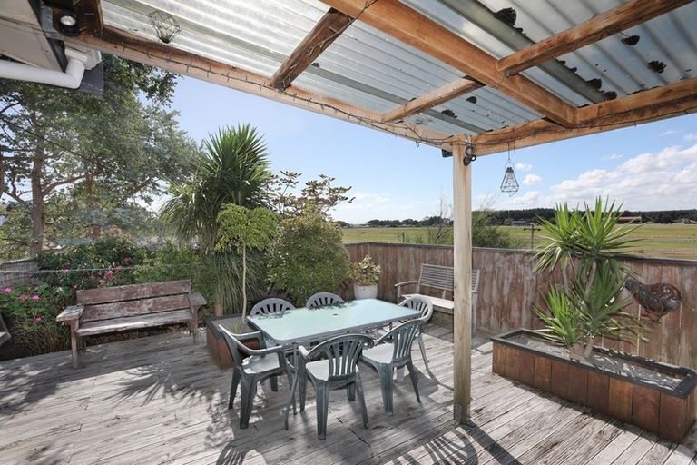 Photo of property in 42 Park Street, Foxton, 4814