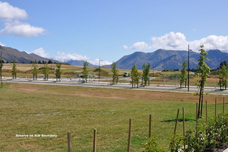 Photo of property in 40 Obelisk Street, Wanaka, 9305