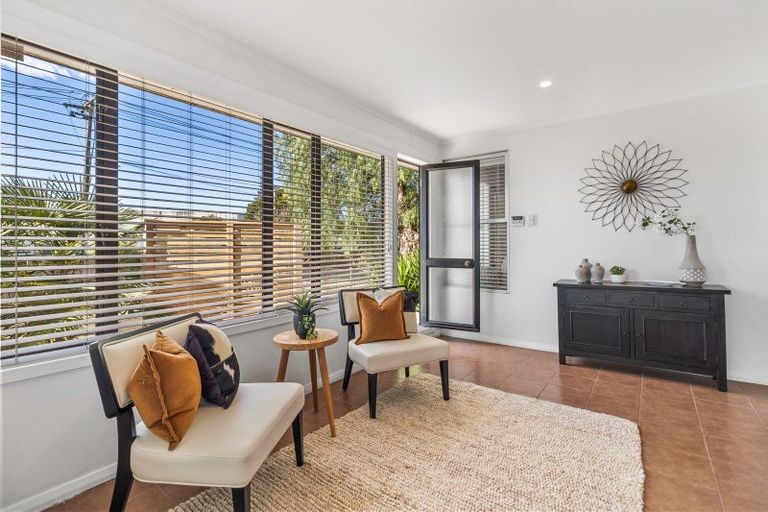 Photo of property in 24 Locarno Avenue, Sandringham, Auckland, 1025