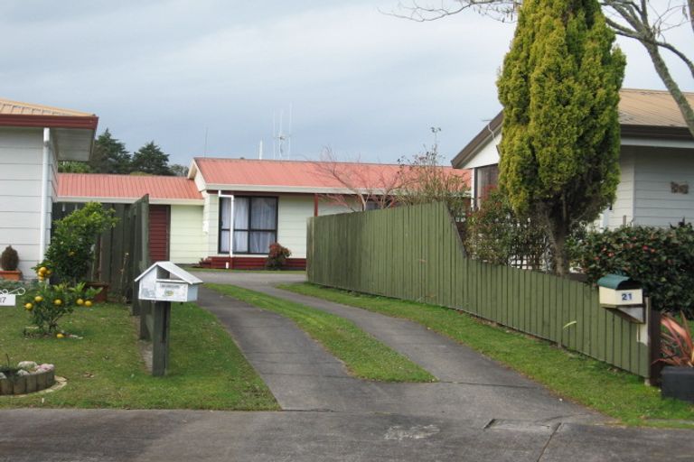 Photo of property in 21 Rigter Place, Enderley, Hamilton, 3214