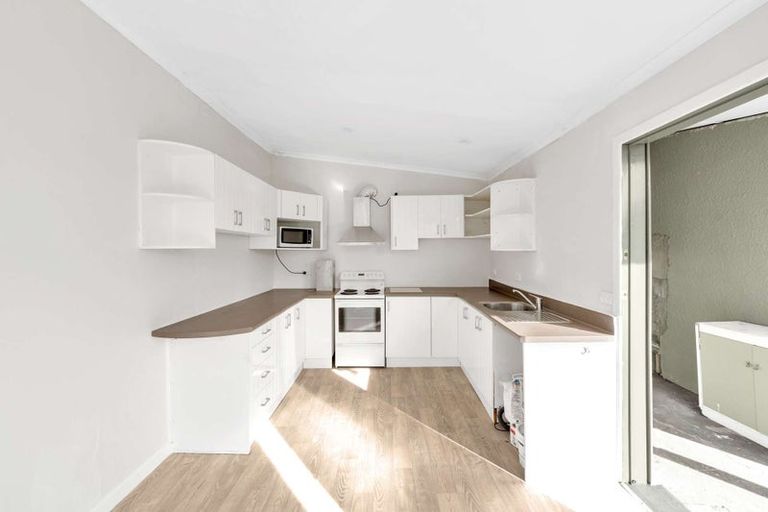 Photo of property in 9 Park Street, Gore, 9710