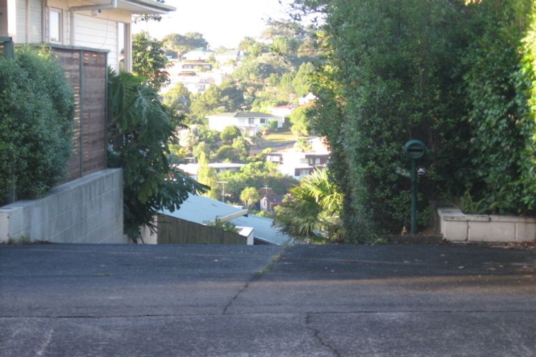 Photo of property in 1/23 Monarch Avenue, Hillcrest, Auckland, 0627