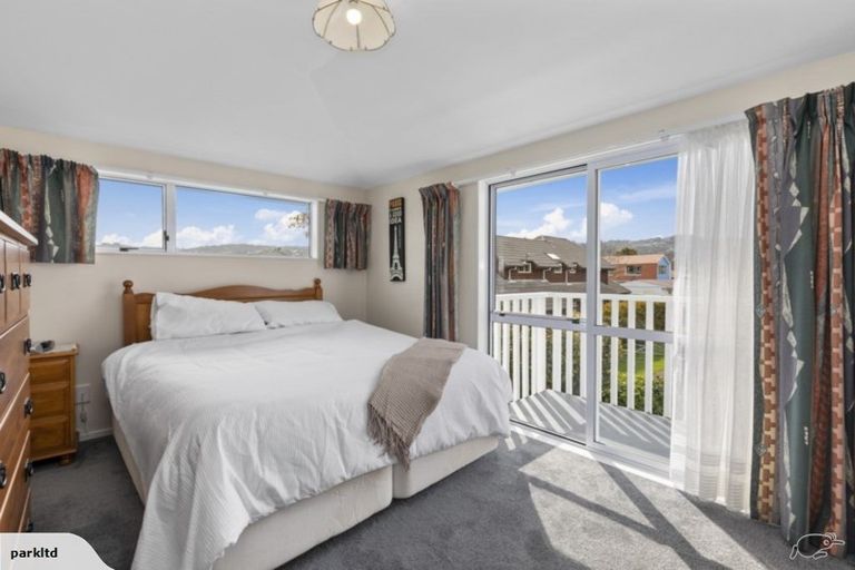 Photo of property in 13 Whites Line West, Woburn, Lower Hutt, 5010