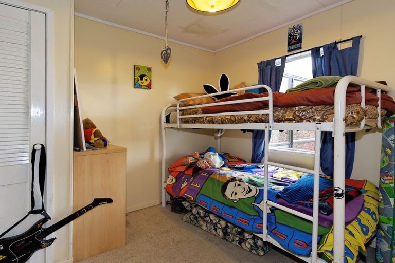 Photo of property in 116 Borich Road, Sunnyvale, Auckland, 0612