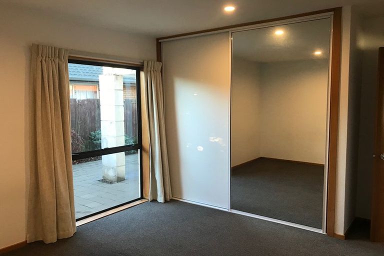 Photo of property in 6/4 Broadbent Street, Riccarton, Christchurch, 8041