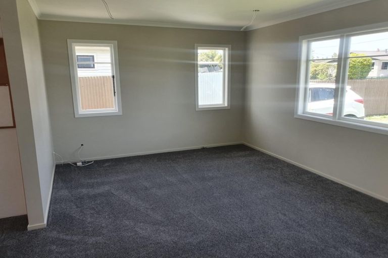 Photo of property in 17 Rata Street, Upper Vogeltown, New Plymouth, 4310