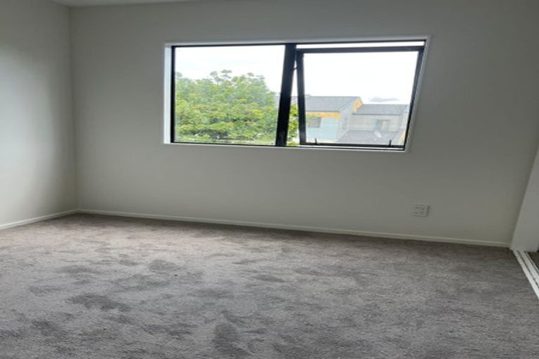 Photo of property in 59 Rakich Place, Henderson, Auckland, 0612