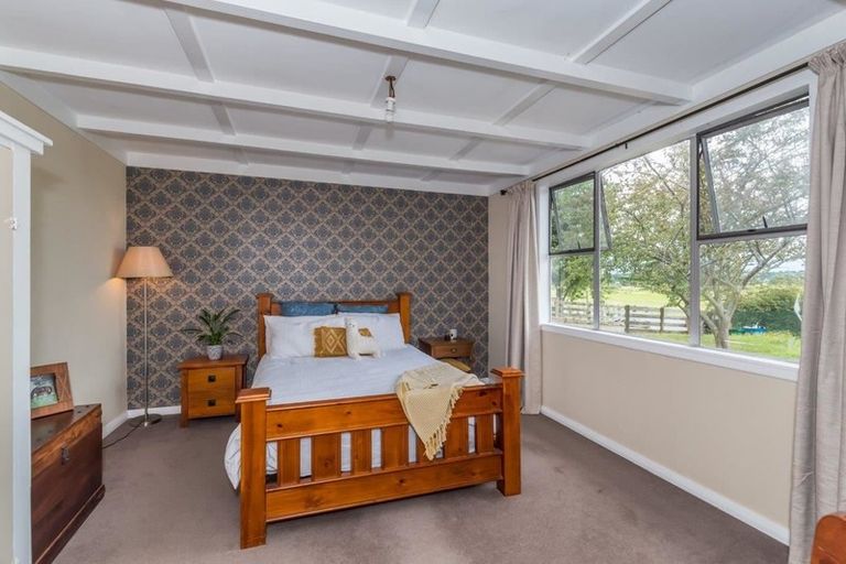 Photo of property in 328 Hokio Beach Road, Hokio Beach, Levin, 5571