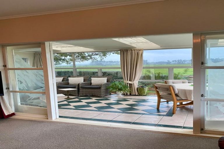 Photo of property in 564 No 1 Line, Longburn, Palmerston North, 4475