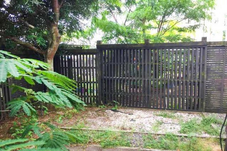 Photo of property in 6 Opito Way, East Tamaki, Auckland, 2013