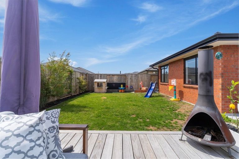 Photo of property in 14 Furlong Road, Papamoa, 3118