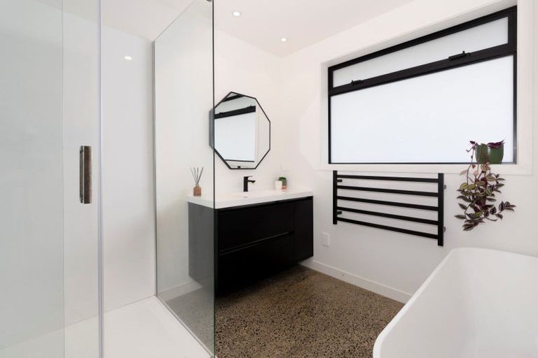 Photo of property in 18 Shelley Street, Otumoetai, Tauranga, 3110