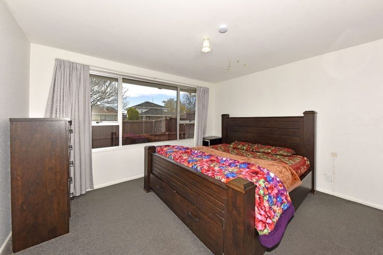 Photo of property in 1/3 Ansonby Street, Russley, Christchurch, 8042
