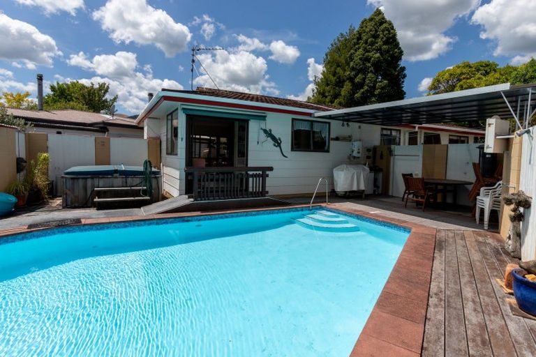 Photo of property in 46 Claremont Avenue, Paeroa, 3600