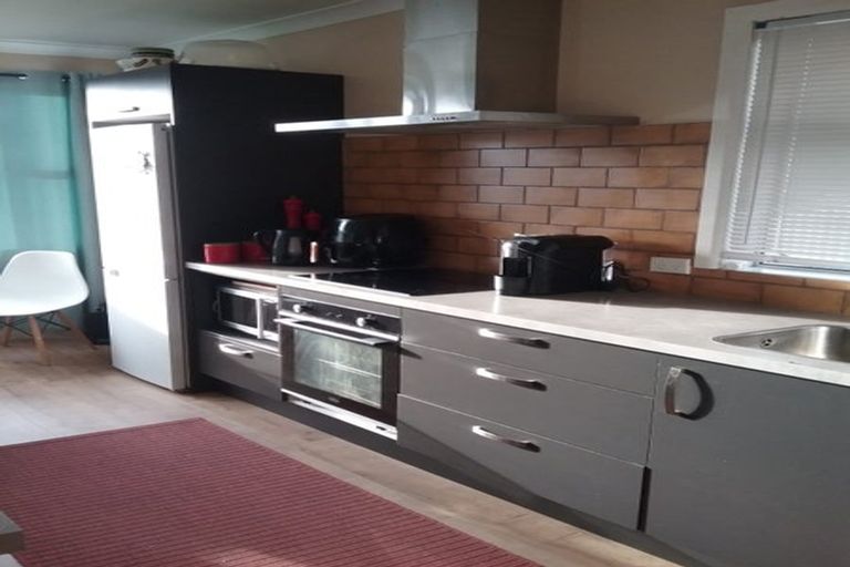 Photo of property in 83 Park Terrace, Waikuku Beach, 7473