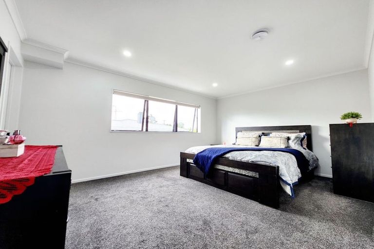 Photo of property in 6c Christmas Road, Manurewa, Auckland, 2102
