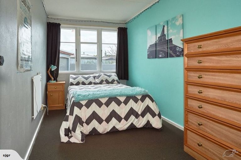 Photo of property in 33b Clyde Crescent, Roslyn, Palmerston North, 4414