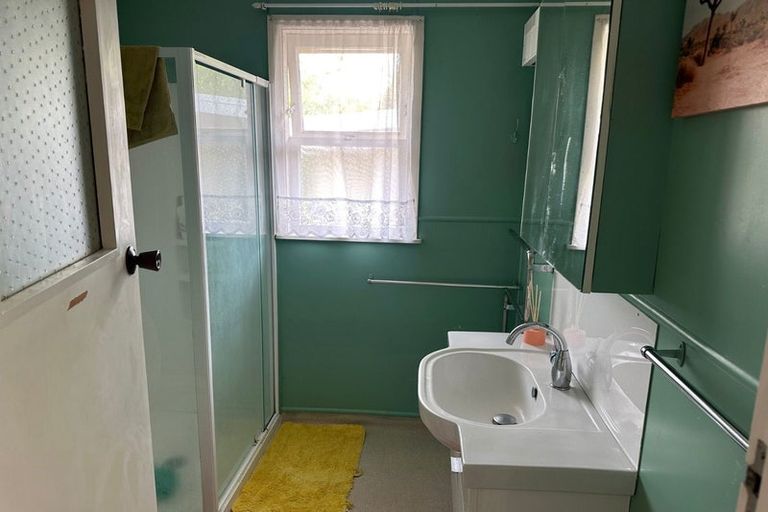 Photo of property in 18 Dermont Street, Bader, Hamilton, 3206