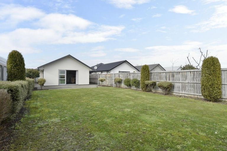 Photo of property in 34 Helmore Street, Rangiora, 7400
