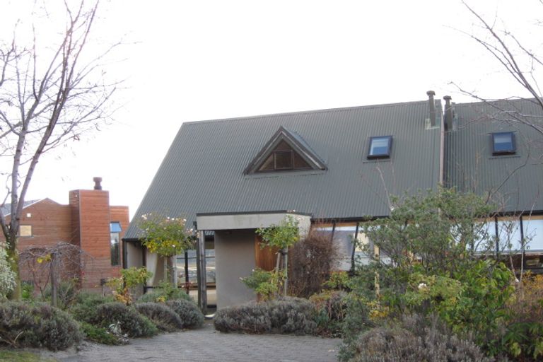 Photo of property in 135 Goldfield Heights, Queenstown, 9300