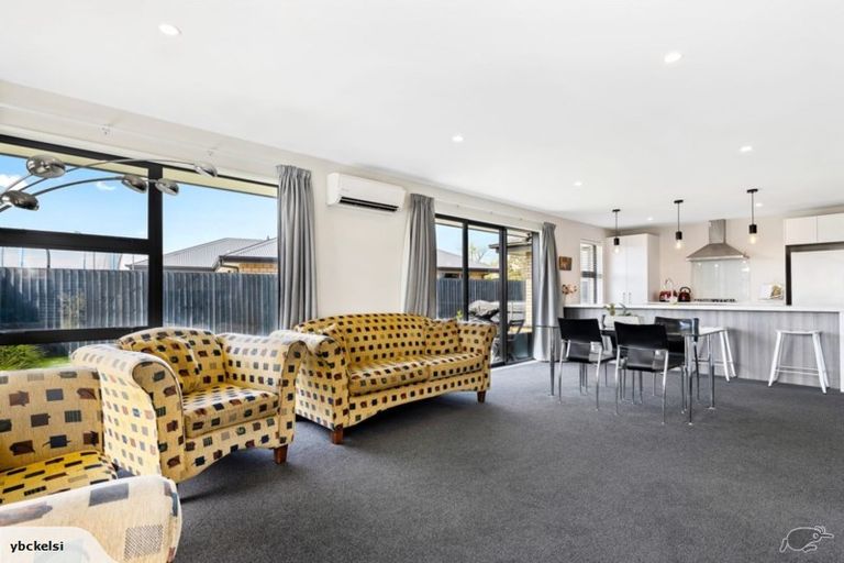 Photo of property in 16 Maitland Crescent, Rolleston, 7614