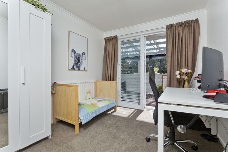 Photo of property in 48 Lynden Avenue, Hillcrest, Auckland, 0627
