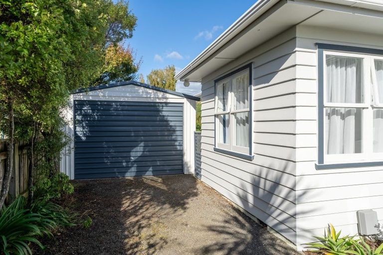 Photo of property in 59 Dale Road, Raumati South, Paraparaumu, 5032