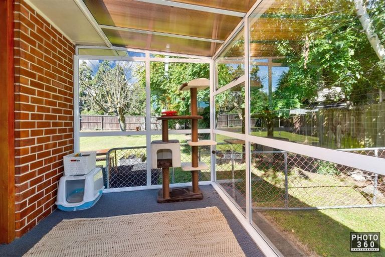 Photo of property in 23 Gregan Crescent, Burnside, Christchurch, 8053