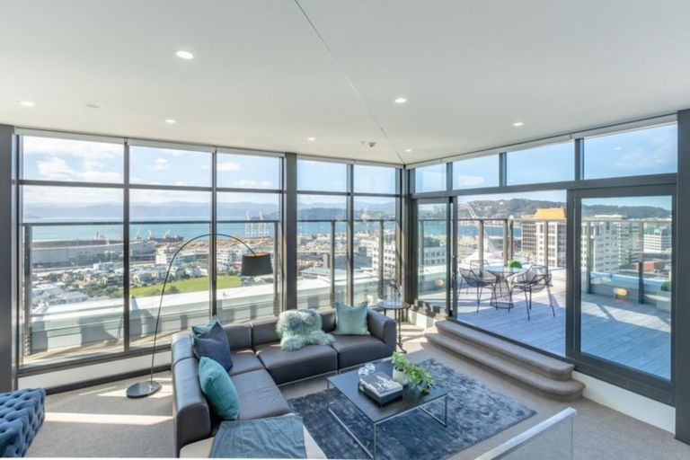 Photo of property in Frame Apartments, 1601/111 Molesworth Street, Thorndon, Wellington, 6011